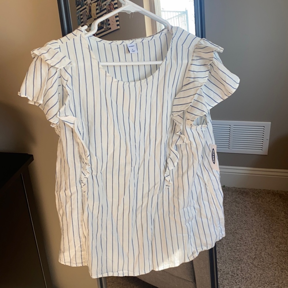 Brand new old navy blouse, blue and white striped, size M !